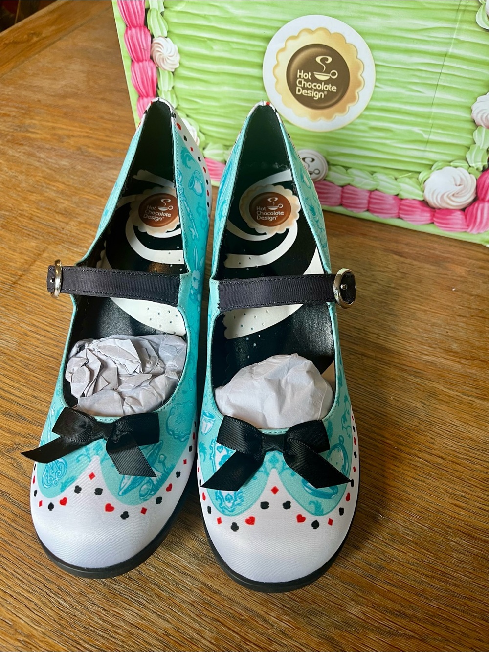 Brand new in box never worn Hot Chocolate Design Alice convertible mid heels - Picture 13 of 13